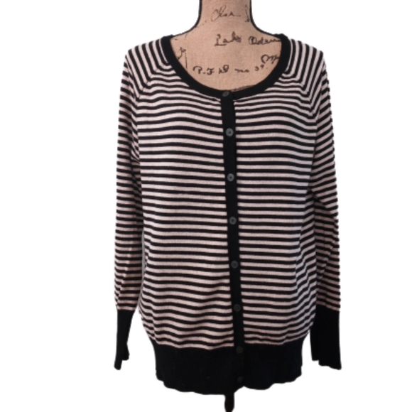 • Lane Bryant Stripe Cardigan • - Picture 1 of 6